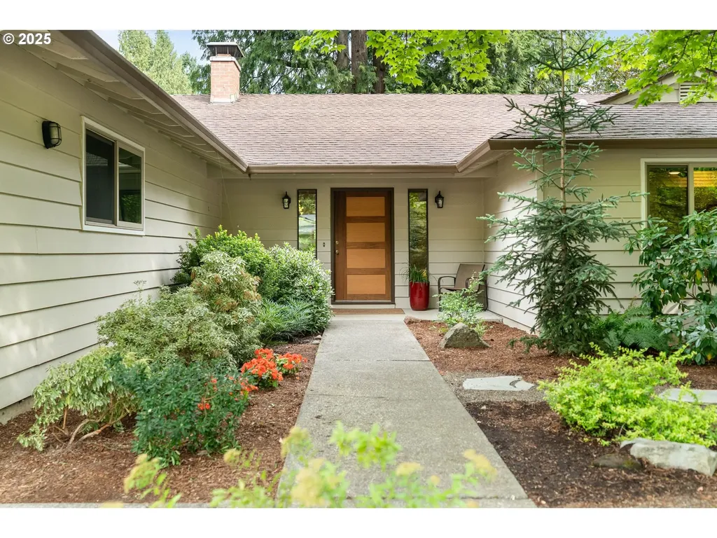 6001 SW Texas Court Portland OR 97219