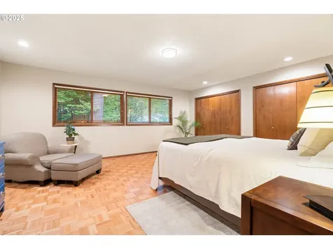 6001 SW Texas Court Portland OR 97219