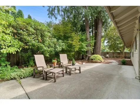 6001 SW Texas Court Portland OR 97219