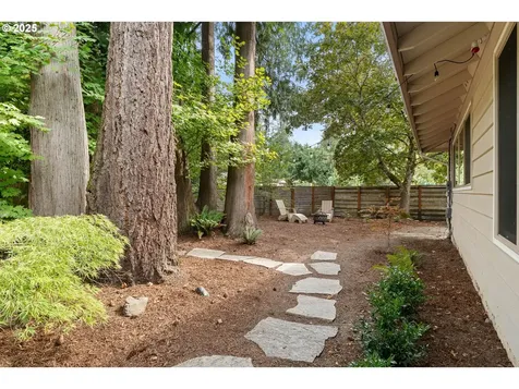 6001 SW Texas Court Portland OR 97219