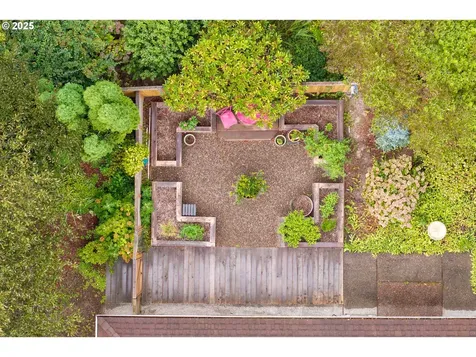 6001 SW Texas Court Portland OR 97219