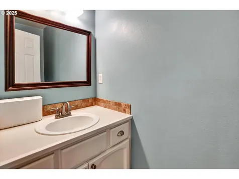 17100 NE 11th Street Vancouver WA 98684
