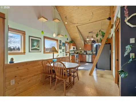 1055 Phelps Street Tillamook OR 97141