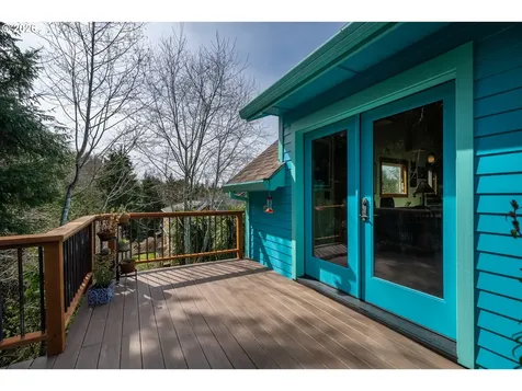 1055 Phelps Street Tillamook OR 97141