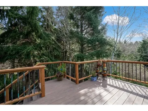 1055 Phelps Street Tillamook OR 97141