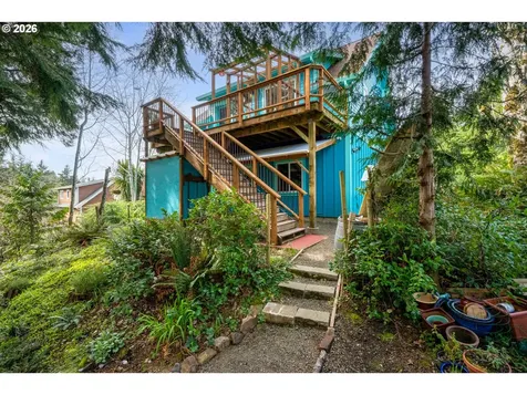 1055 Phelps Street Tillamook OR 97141
