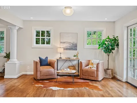 3725 SE Martins Street Portland OR 97202