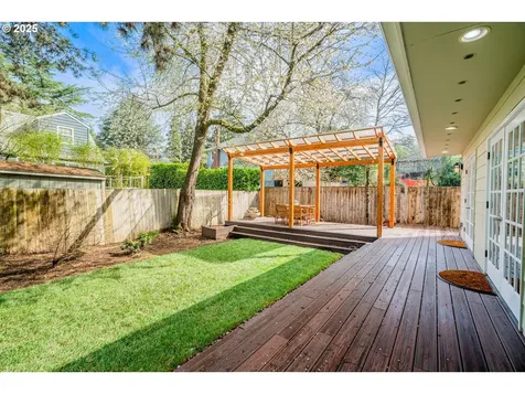 3725 SE Martins Street Portland OR 97202