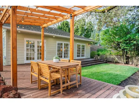 3725 SE Martins Street Portland OR 97202