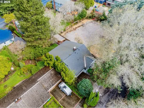 3725 SE Martins Street Portland OR 97202