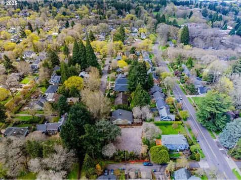 3725 SE Martins Street Portland OR 97202
