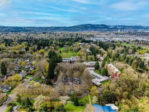 3725 SE Martins Street Portland OR 97202