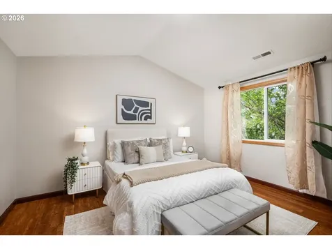 3526 SE 71st Avenue Portland OR 97206