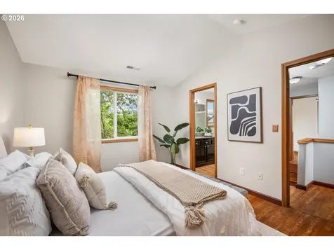 3526 SE 71st Avenue Portland OR 97206