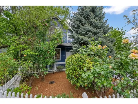 3526 SE 71st Avenue Portland OR 97206