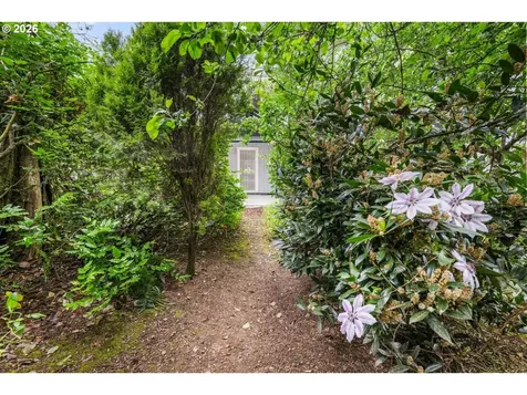 3526 SE 71st Avenue Portland OR 97206