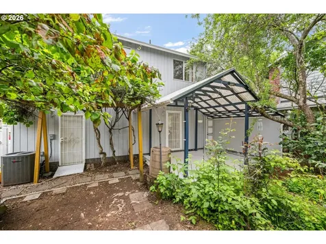 3526 SE 71st Avenue Portland OR 97206
