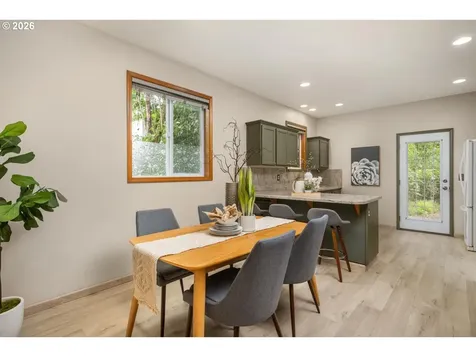 3526 SE 71st Avenue Portland OR 97206