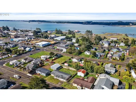 260 N Wasson Street Coos Bay OR 97420