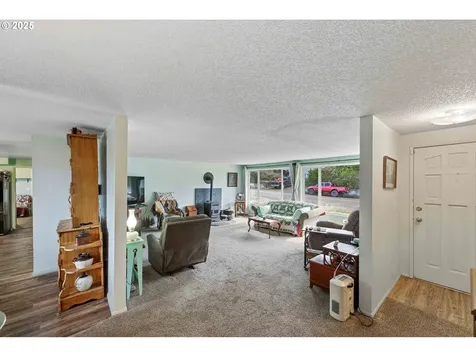 260 N Wasson Street Coos Bay OR 97420