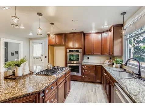 516 NE Morris Street Portland OR 97212