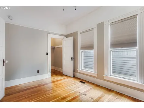 516 NE Morris Street Portland OR 97212