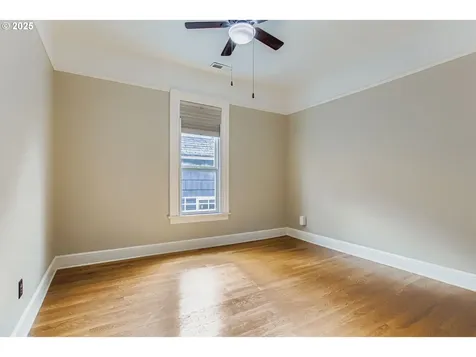 516 NE Morris Street Portland OR 97212