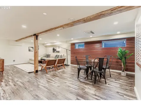 516 NE Morris Street Portland OR 97212