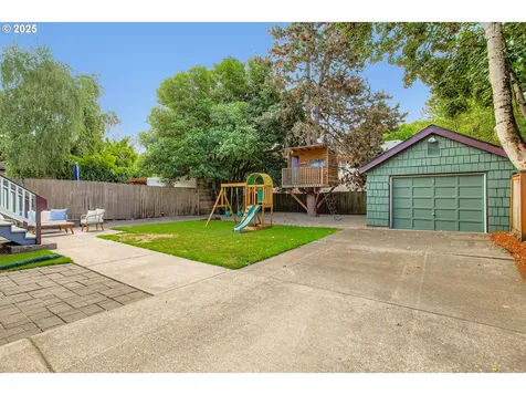 516 NE Morris Street Portland OR 97212