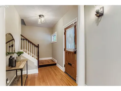 516 NE Morris Street Portland OR 97212