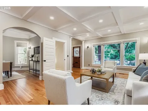 516 NE Morris Street Portland OR 97212