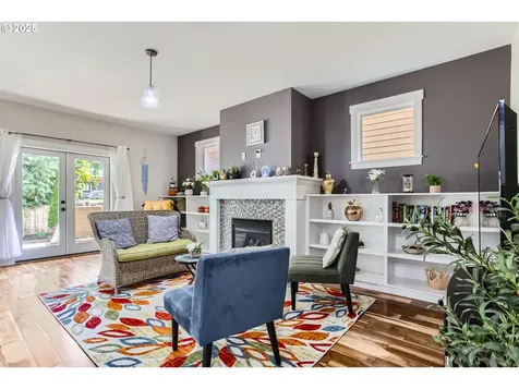 3768 NW Unrath Place Portland OR 97229