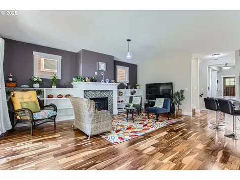 3768 NW Unrath Place Portland OR 97229