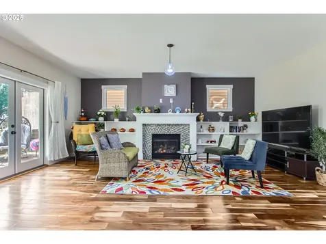 3768 NW Unrath Place Portland OR 97229