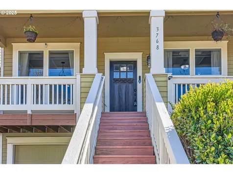 3768 NW Unrath Place Portland OR 97229