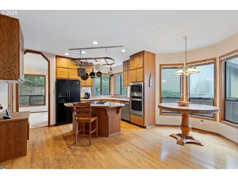10125 SW 72nd Avenue Portland OR 97223