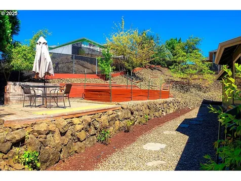 2380 NW Glenmar Drive Roseburg OR 97471