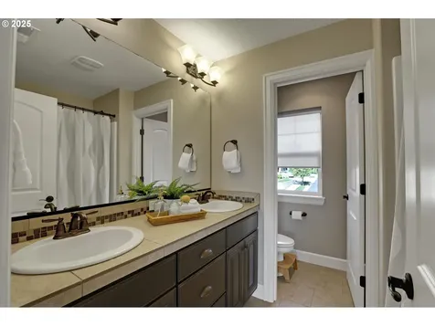 10626 NW Glenmore Way Portland OR 97229