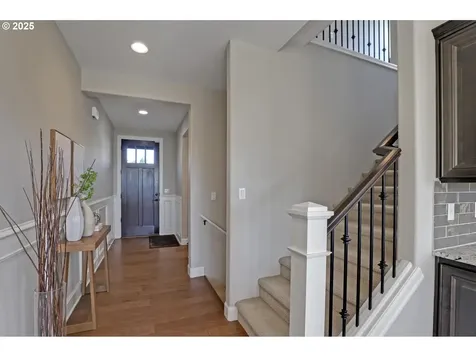 10626 NW Glenmore Way Portland OR 97229