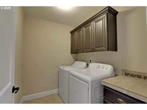 10626 NW Glenmore Way Portland OR 97229