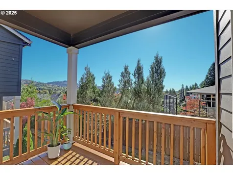 10626 NW Glenmore Way Portland OR 97229