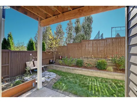 10626 NW Glenmore Way Portland OR 97229