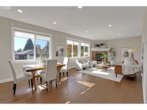 10626 NW Glenmore Way Portland OR 97229