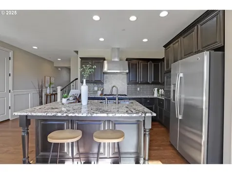 10626 NW Glenmore Way Portland OR 97229