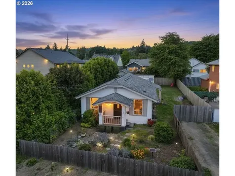 1023 B Street Washougal WA 98671