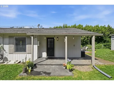 1023 B Street Washougal WA 98671