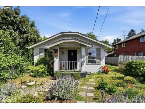 1023 B Street Washougal WA 98671