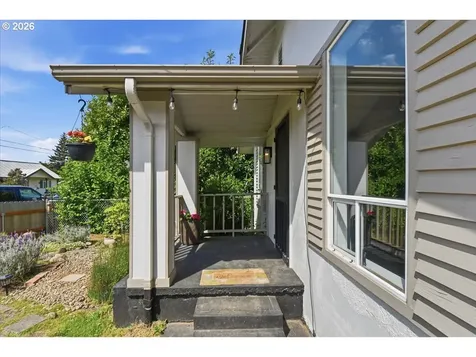 1023 B Street Washougal WA 98671