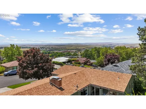 1321 NW King Avenue Pendleton OR 97801