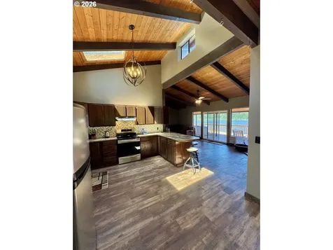 3226 S Tenmile Lake Lakeside OR 97449